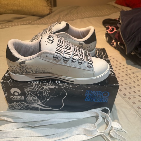 Osiris Black and White Striped Sneakers - Picture 8 of 9